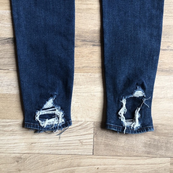 American Eagle Womens Size 4 Skinny The Dream Jean Distressed High Waisted Blue - Picture 9 of 9